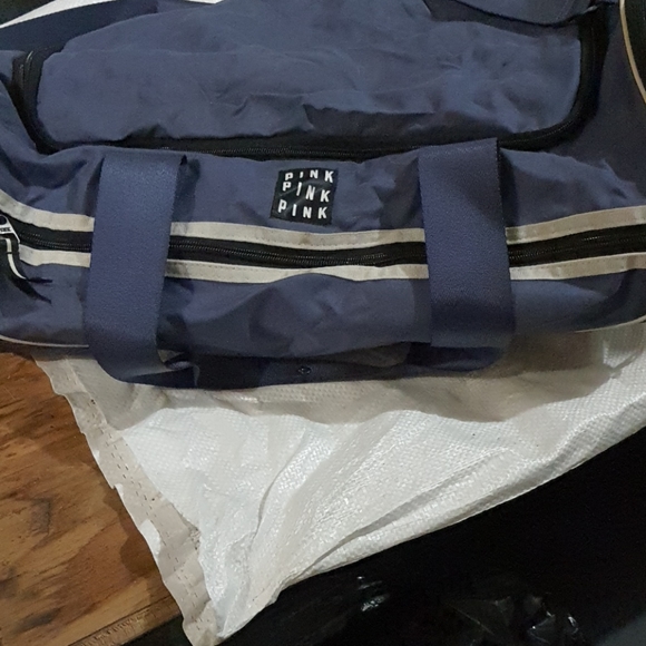 PINK sports bag - Picture 1 of 3